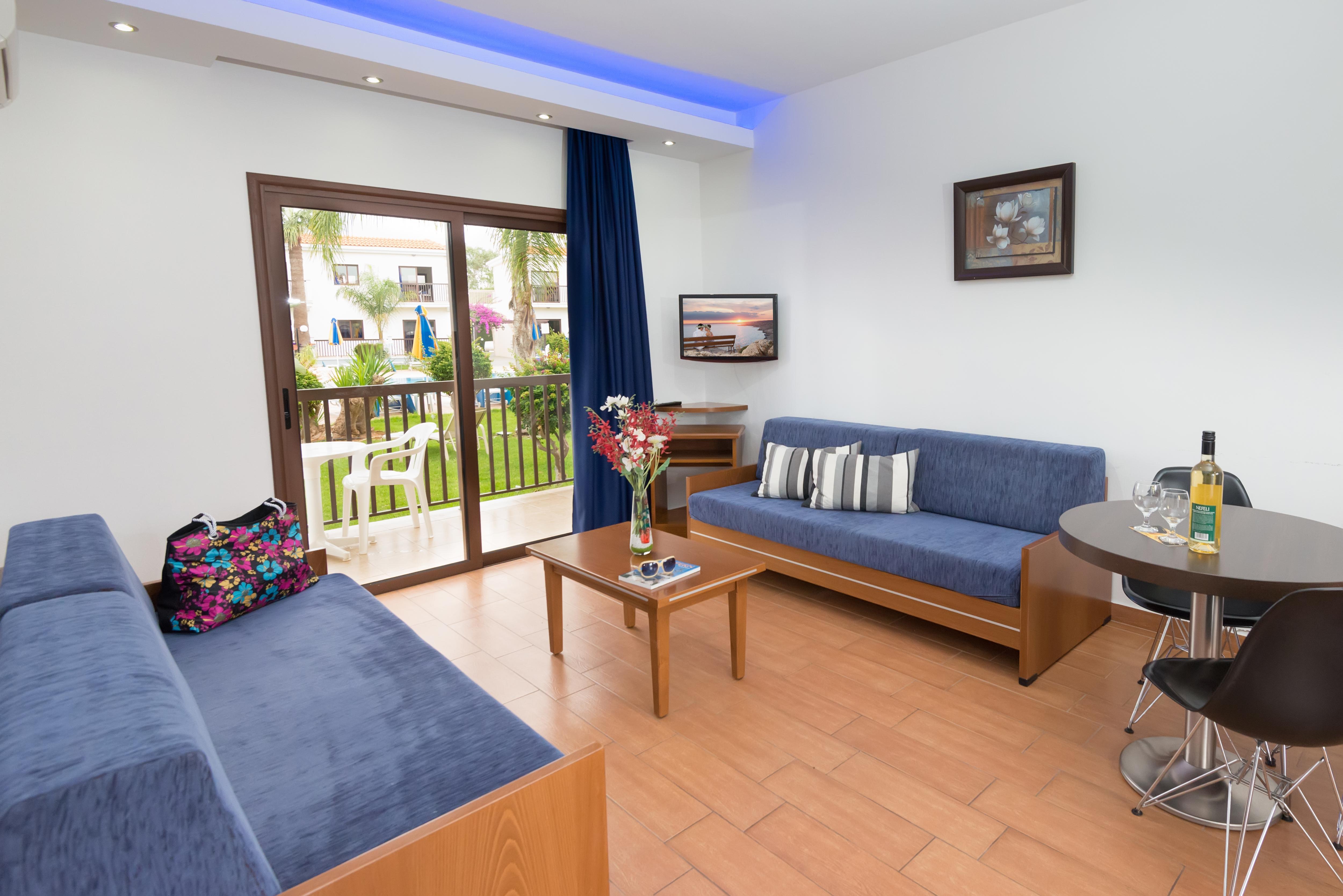 Loutsiana Deluxe Apts Agia Napa Exterior foto