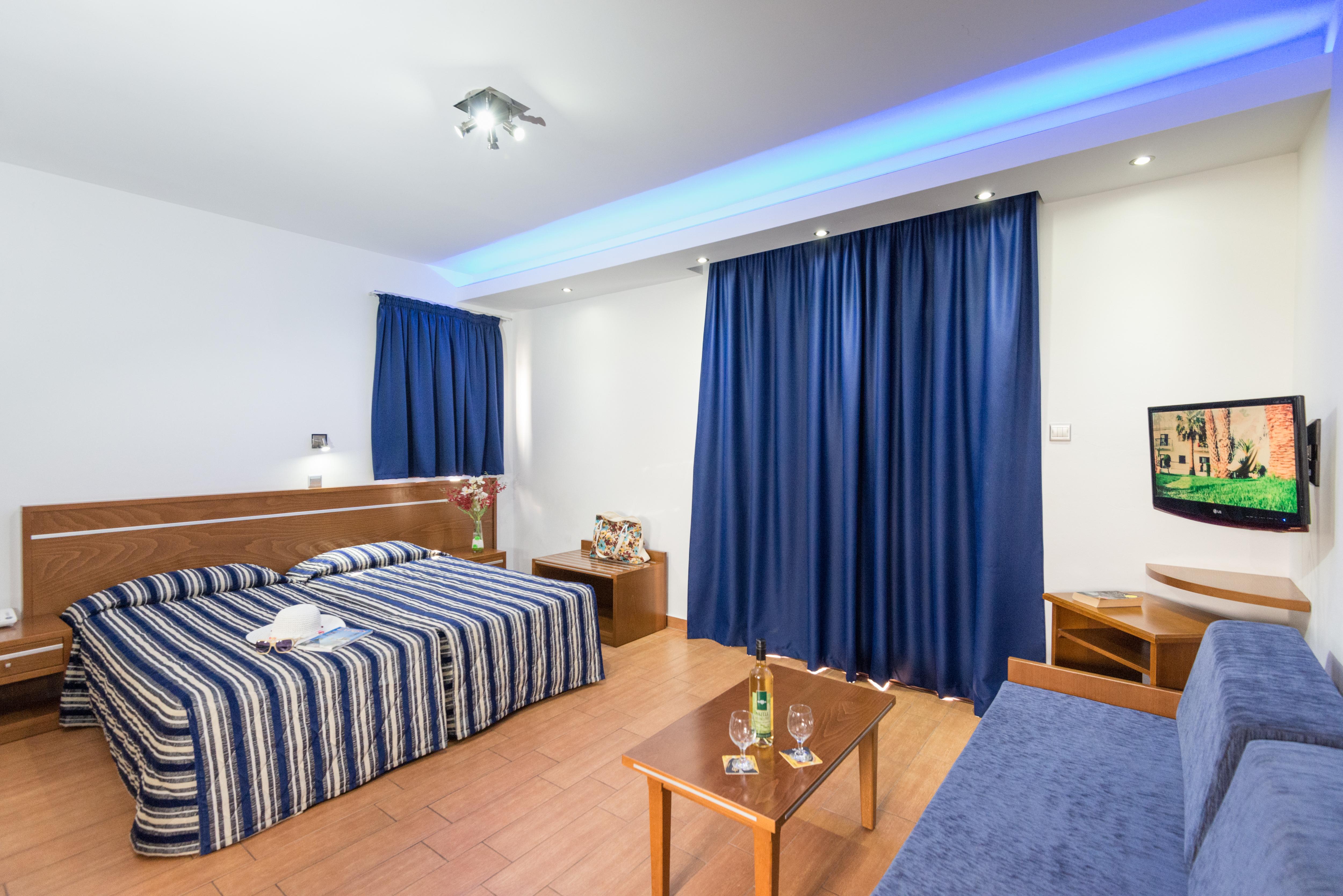 Loutsiana Deluxe Apts Agia Napa Exterior foto
