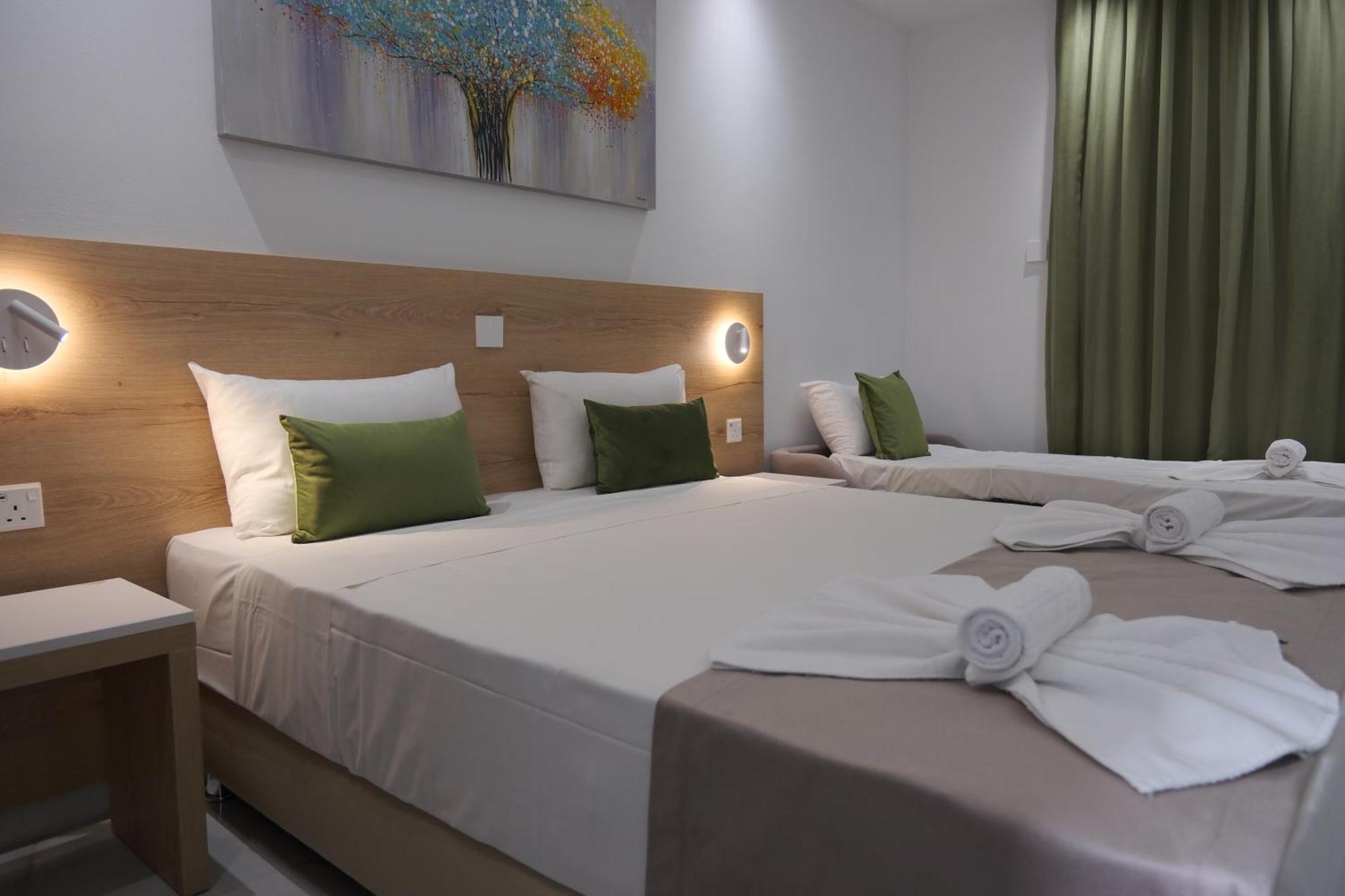Loutsiana Deluxe Apts Agia Napa Quarto foto