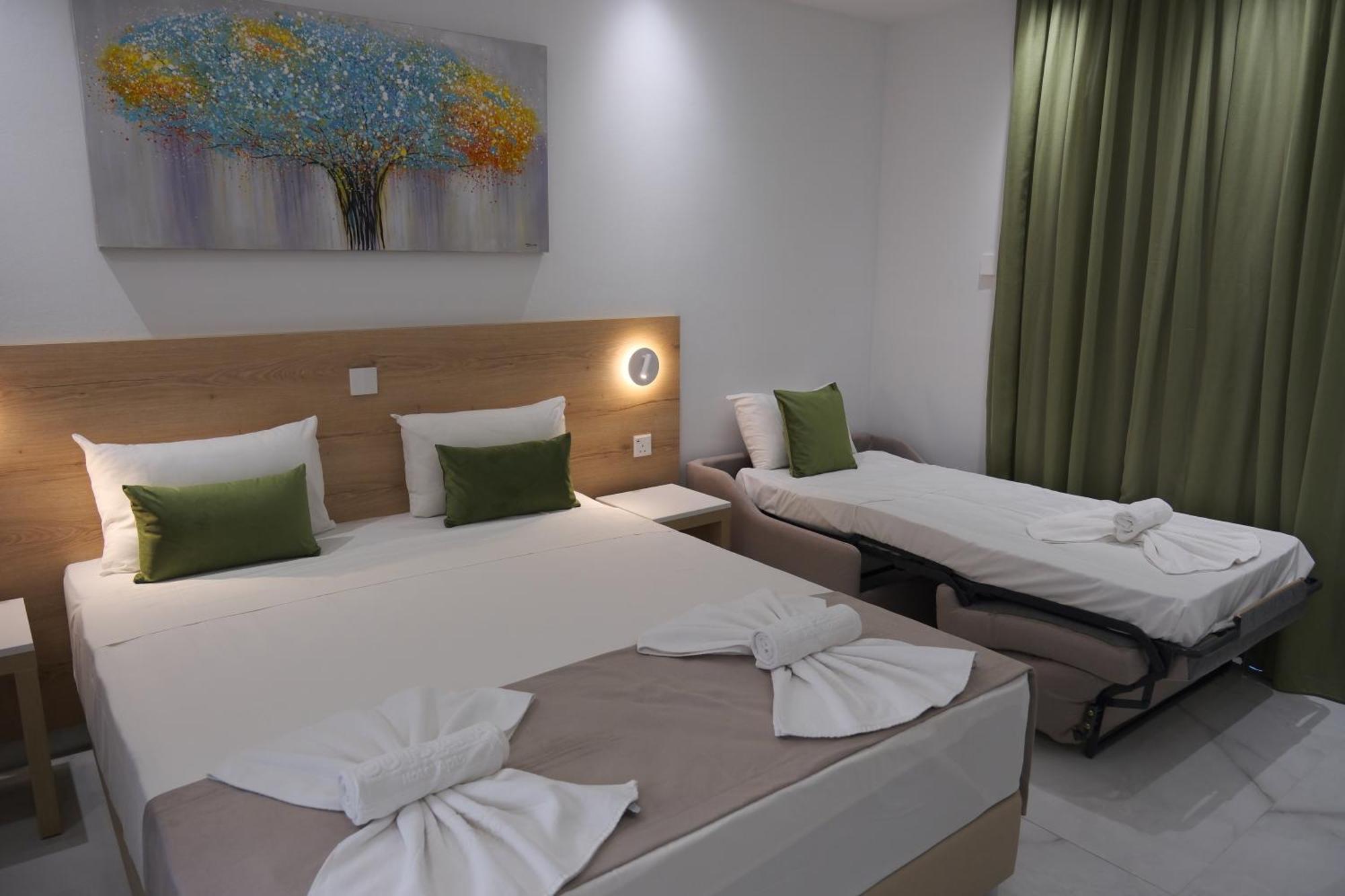 Loutsiana Deluxe Apts Agia Napa Quarto foto